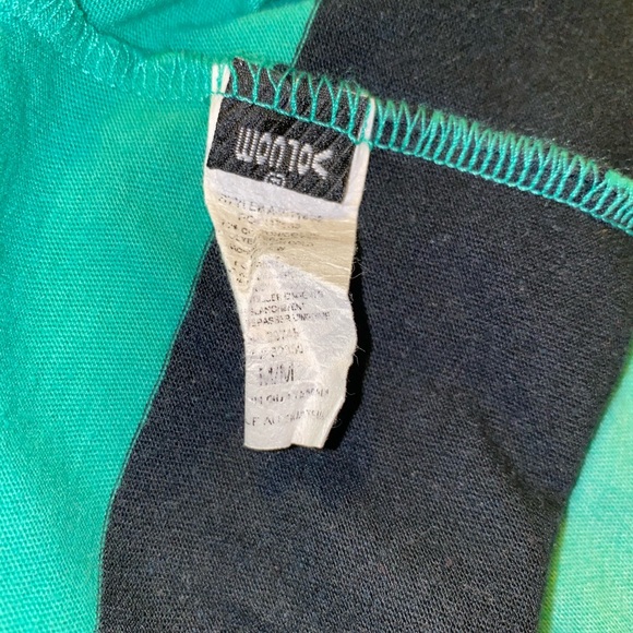 2 men’s t-shirts Hollister S Volcom M - Picture 6 of 15